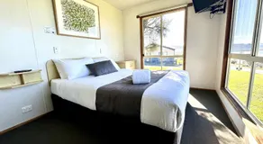 Marengo Family Caravan Park - Image 2