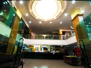River Hotel The Budget - Image 2