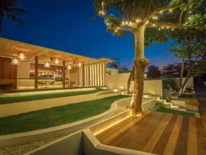 White Whale Beachfront Pool Villa - Image 4