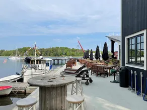Cottage with Sea View and Sauna - Image 3