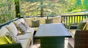 Luxury Private Room with Garden View - Newmarket, Ontario - Image 2