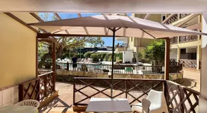 Neptuno Pool & Beach Experience by Sydney Playa Sur - Image 4
