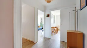 Familial Spacieux 2ch avec Parking Prive Sup - Image 3