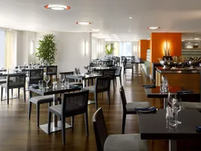 Radisson Blu Hotel Cardiff - Image 5