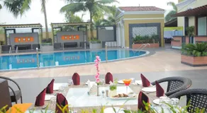 Hotel Sea N Rock - Image 2
