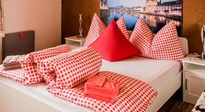 Ruhige Zimmer im Grünen und Studio im Naherholungsgebiet - Image 2