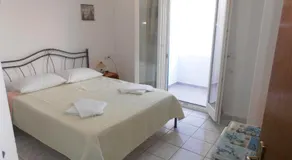 Glaros Rooms - Image 2