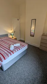 Bristol Hotel - Image 2