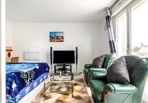 CHEAP STUDIO APPARTMENT - Image 2