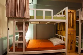 eat-Ting Cafe' and Hostel - Image 5