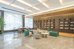 Atour Hotel Zhoushan Dinghai - Image 2