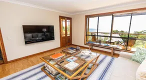 Fourlees Breeze - Ocean Views - Sleeps 11 - Image 2