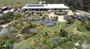 River Gardens Axedale Pet Friendly Farmstay B&B - Image 3
