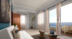 Chambre privée avec terrasse | Vue ville - Image 2