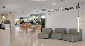 B&B HOTEL Girona 3 - Image 3