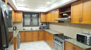Luxury 5 Rooms villa in Marassi - Image 5