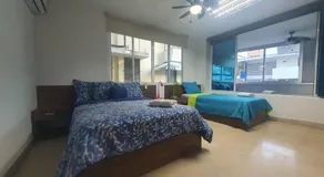 R-8 Amplio apartamento en zona turística. - Image 2