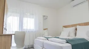 Farkas Villa Apartmanok - Image 2