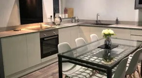 reflections luxury modern accommodation - Image 3