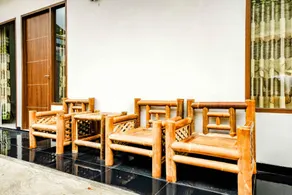 Rudi Rooms near Stasiun Cikarang Mitra RedDoorz - Image 4
