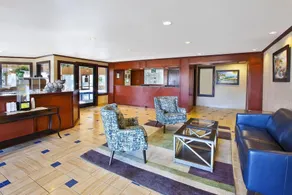 Comfort Inn Marshall - Image 4