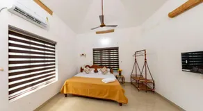 Rams Guest House Samudra-Walk to Cliff,Odayam,Black Beach Varkala - Image 2