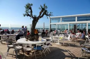 Hotel Meyer & Grand Cafe Maz - Image 4