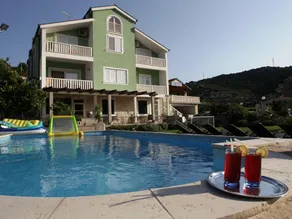 Holiday Home in Peracko Blato Near Lake - Image 2