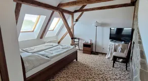 Majerovský kaštieľ - Image 2