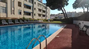 Agradable apartamento totalmente equipado con piscina y jardín | Vistas a la montaña | En la playa - Image 3
