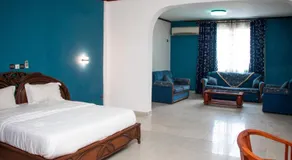 HOTEL LE MAJESTIC - Image 2