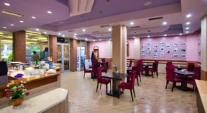 Alvero Hotel - Image 3