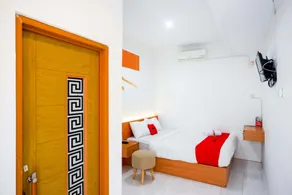 RedDoorz near GOR UNY - Image 2