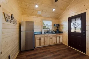 Bryan North College Station KOA Holiday - Image 4