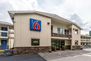Motel 6 McMinnville - Image 2