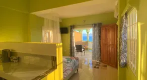Greenhouse on the Hill, Sea View Studio Apartment - Image 2