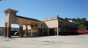 Executive Inn & Suites  - Image 2