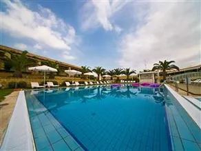 Hotel Venus Sea Garden - Image 4