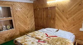 360 view place homestay - Image 2