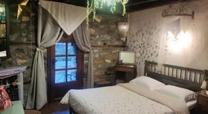Feggaropetra Inn Magic Mountain House - Image 5