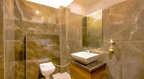 Hotel Good Will Residency - Cyber City Gurgaon - Image 2