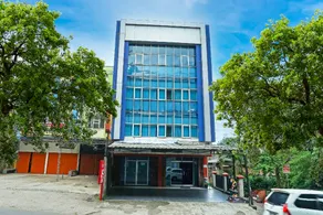 OYO 90390 Hotel Rd PremiumNearRSUD Station - Image 3