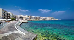 Electra Residence - Luxury Central Beachview Apartment - Image 3