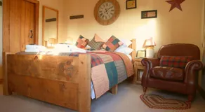 Bumbleberry Cottage - Image 2