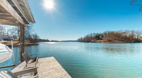 Smith Mountain Bliss - Spacious waterfront house w/patio, deck, fire pit & grill - Image 4