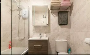 Flat 31 Manor Court - Image 1