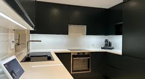 Luxury West London 3BR House, Cul De Sac - Image 2