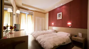Minoa Athens Hotel - Image 2