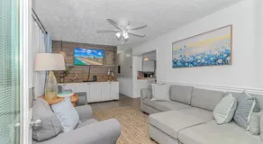 Ocean Lakes, Beach, Waterpark, Pool, Arcade, Cafés - Image 2