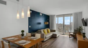 Balcony with View, Pool, Gym, Near Beach - Image 3